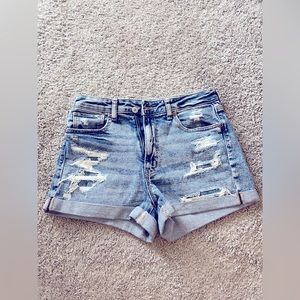 Size 6 American Eagle shorts